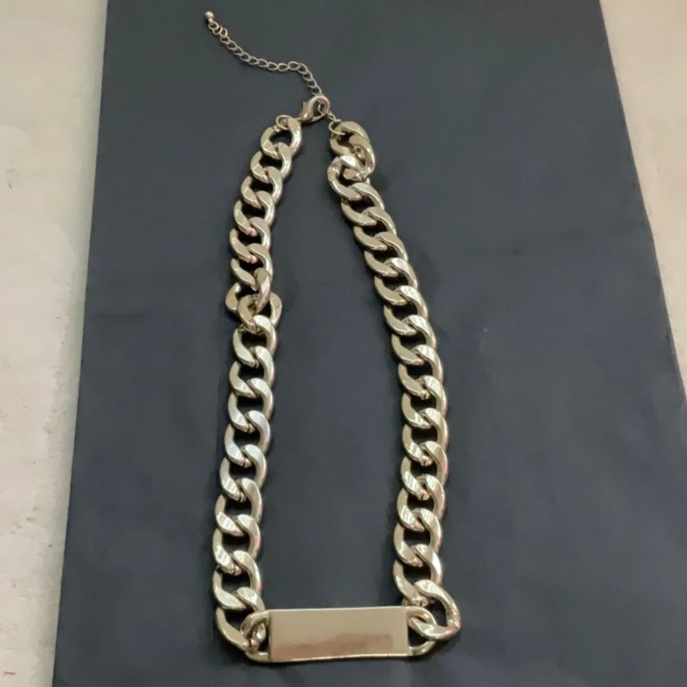 Gold Tone Bar Necklace
